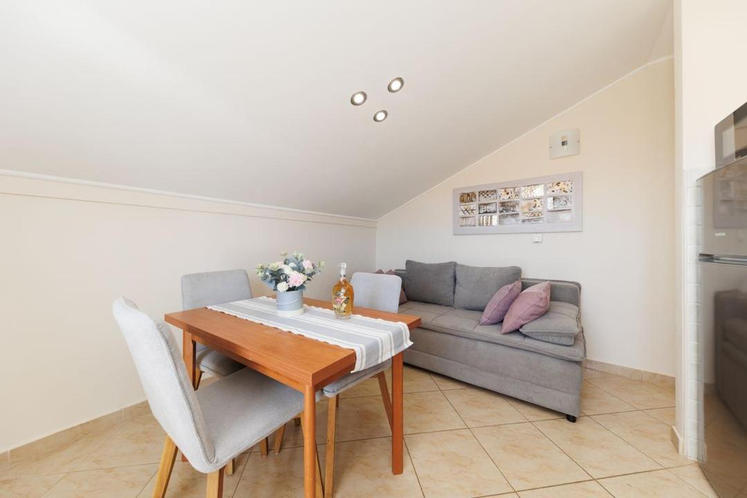 Apartments Mira Ζαντάρ Εξωτερικό φωτογραφία
